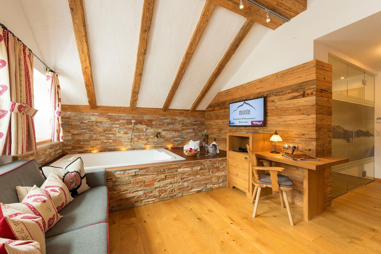 Alpinhotel Monte Superior - Silvretta Card Premium Betrieb غالتور المظهر الخارجي الصورة